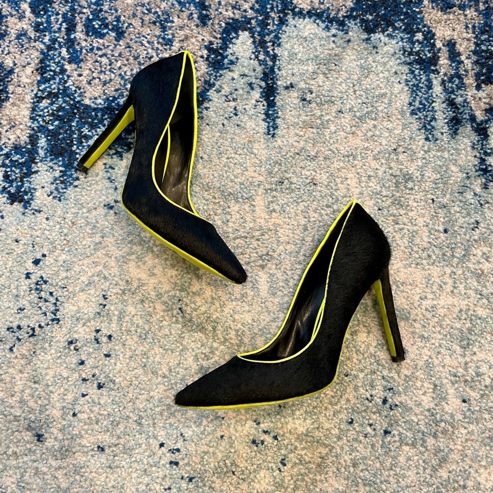 Nine West neon yellow and black calf hair pointed-toe heels